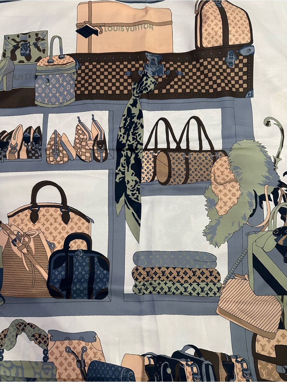 LV fashion Silk Twill squeeze scarf 50” x 50”